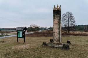 obelisk zeleznica