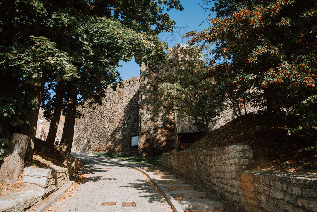 Wejście na Zamek Bolków