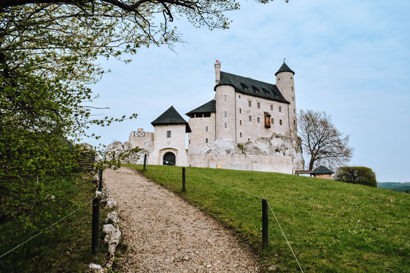 Zamek Bobolice jako Wawel w Koronie Królów