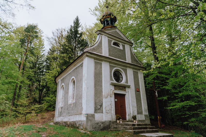 Kaplica świętej Anny i kalwaria - droga krzyżowa