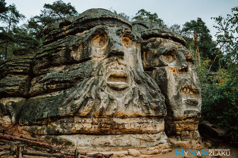 Certovy hlavy (Diabelskie Głowy) - rzeźby wykute w skale