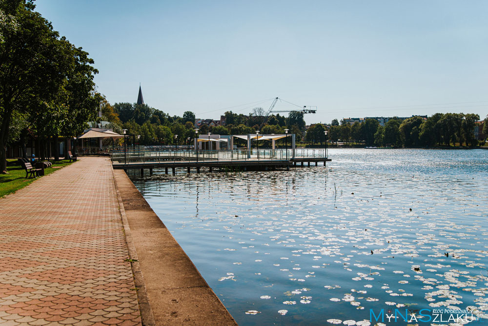 Jezioro Drwęckie i rejsy Kanałem Elbląskim - Statkiem po trawie