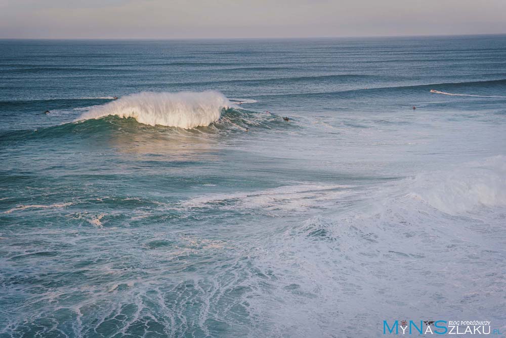 Nazare: mekka surferów