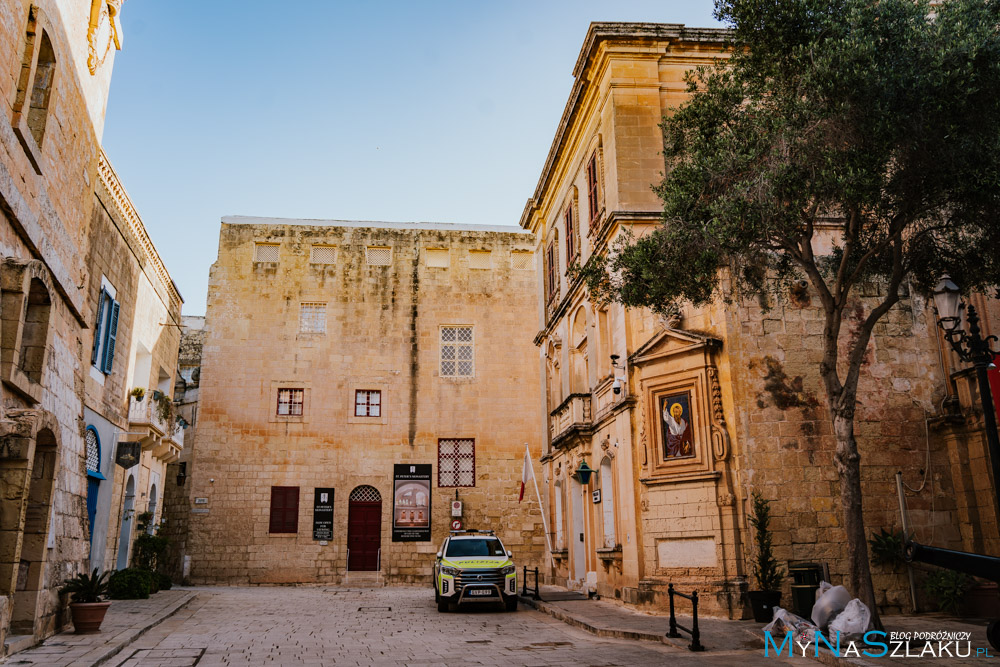 Mdina na Malcie. Spacer wąskimi uliczkami średniowiecznego miasta